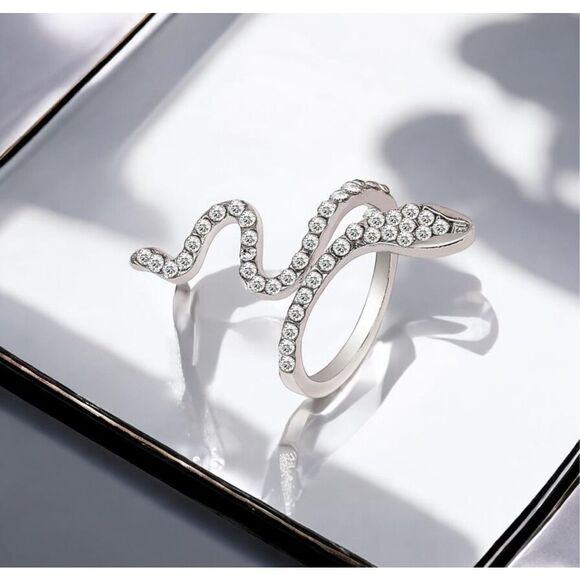 NIB Alloy Women’s Sterling Silver Snake Ring - Size 5 (Adjustable)  ***Item: J15 - Picture 2 of 5